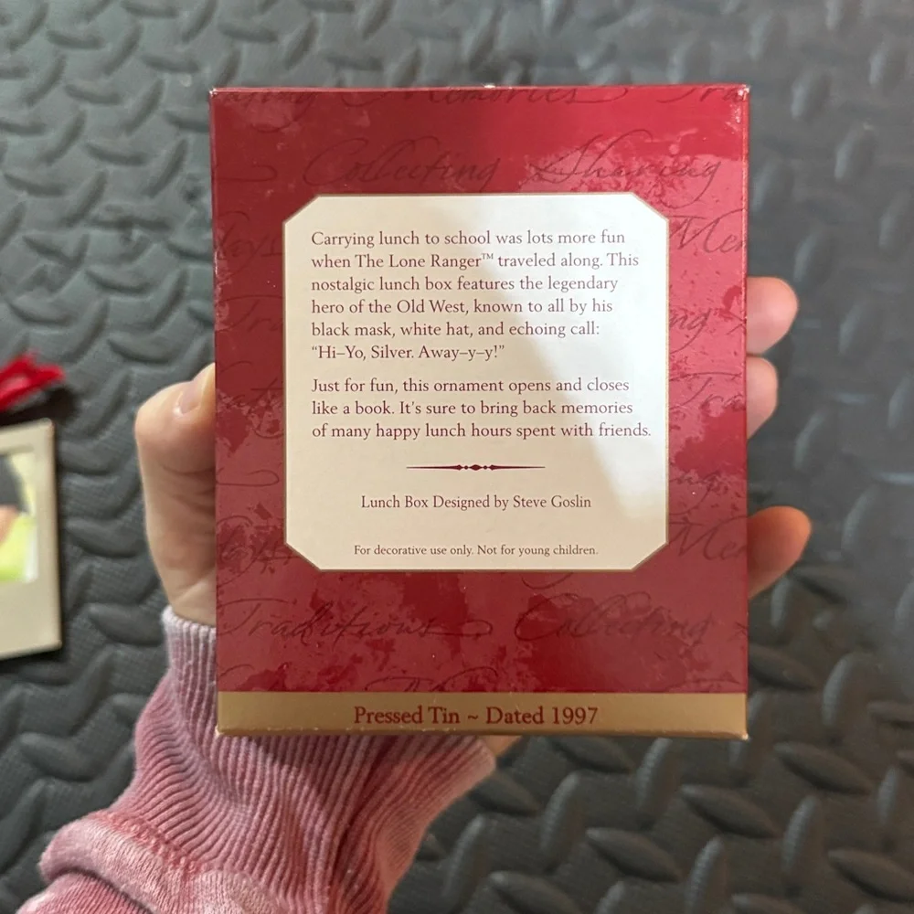 Hallmark used box comes